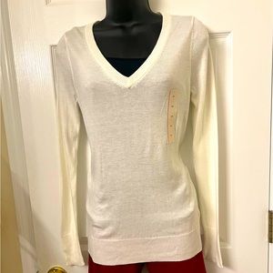 A New Day sweater size XS cream/white